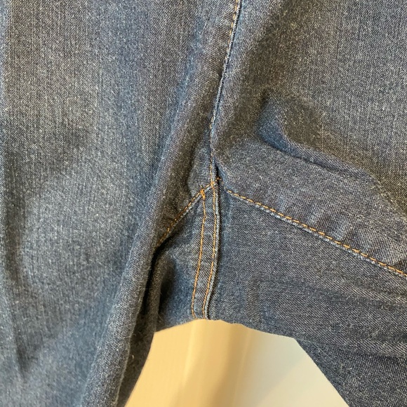 Eileen Fisher Dark Wash Wide Leg Cropped Jeans Sz Medium - Picture 5 of 11